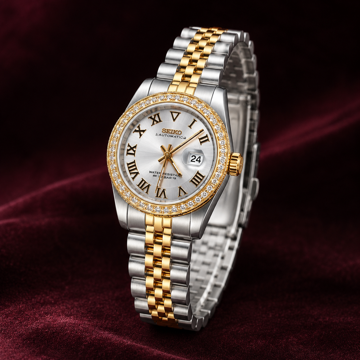 Seiko Ladyjust Two Tone Silver Roman Diamond by CrownLab — additional view of the case and finish